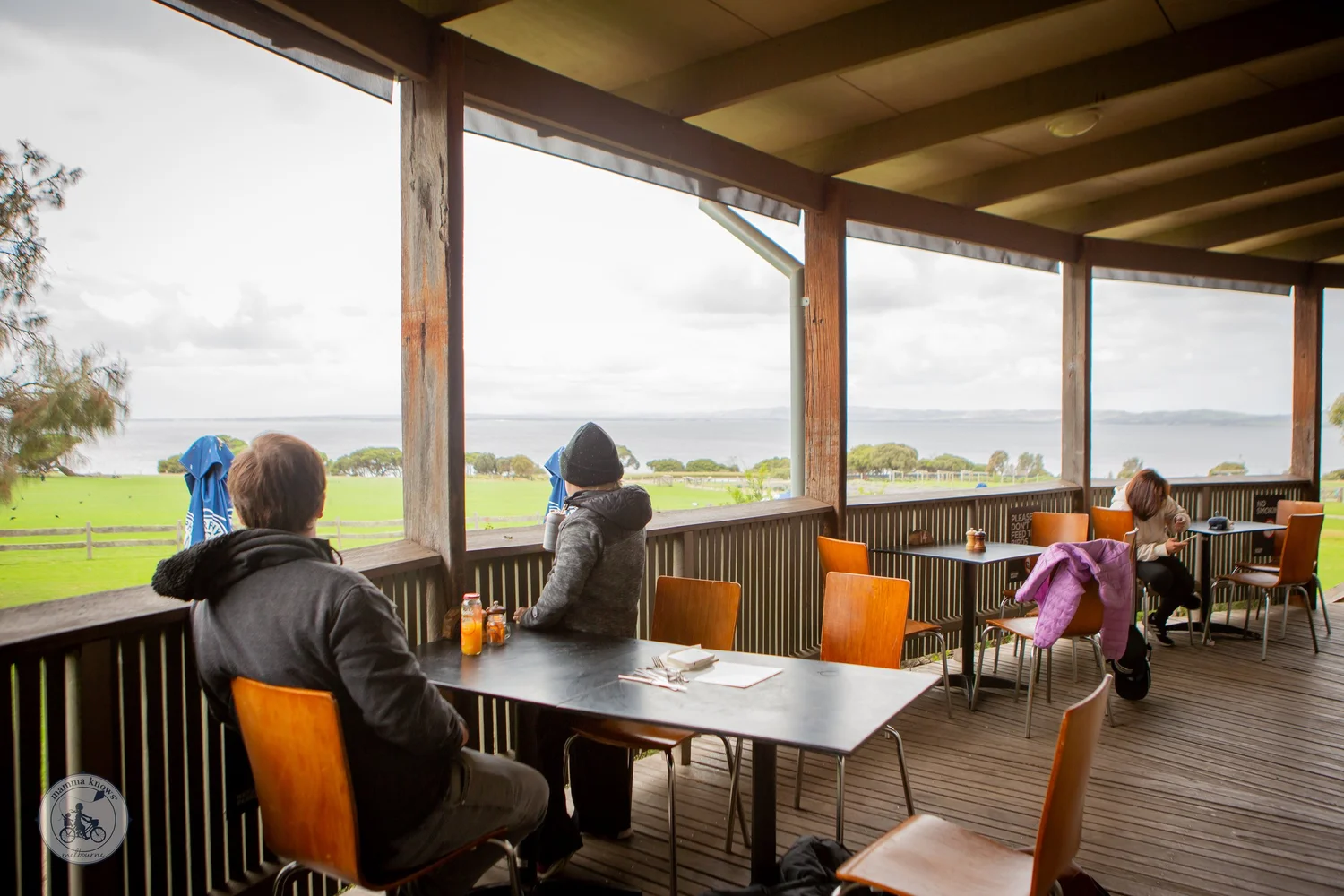 farmhouse kitchen @ churchill island