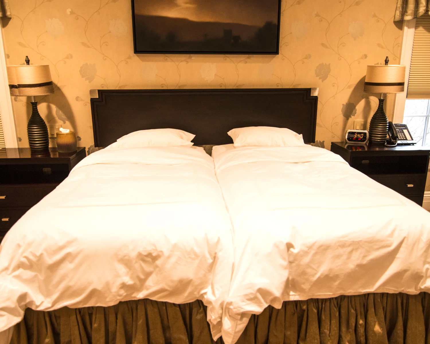 bedwithheadboard.jpg