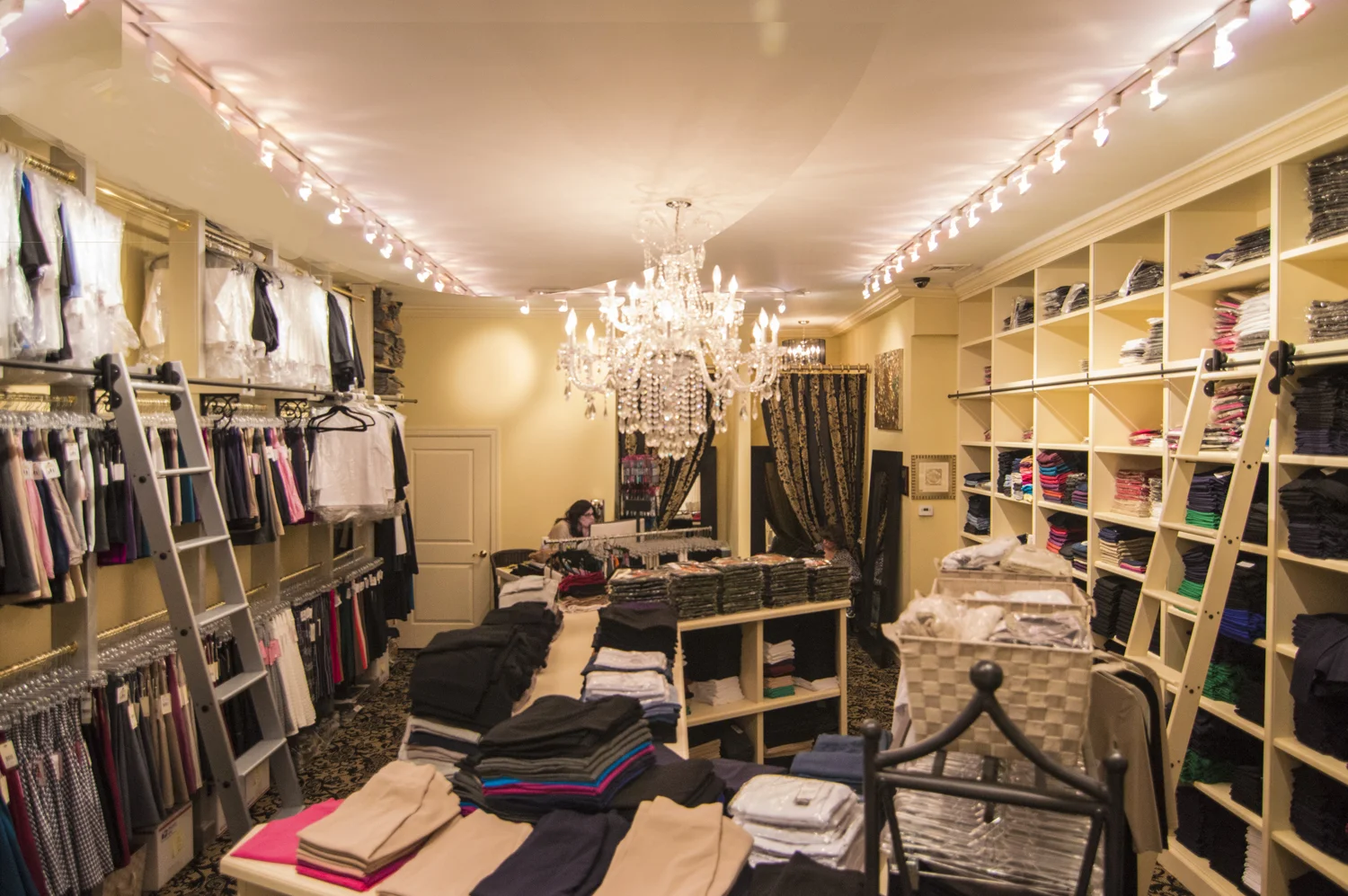 store2.jpg