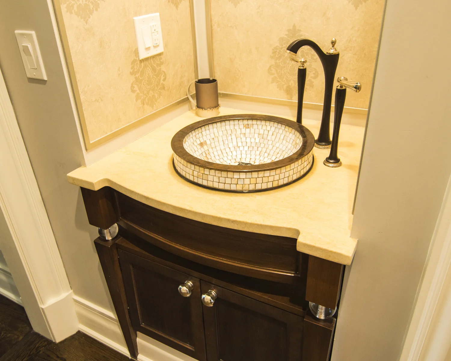 washingstation1.jpg
