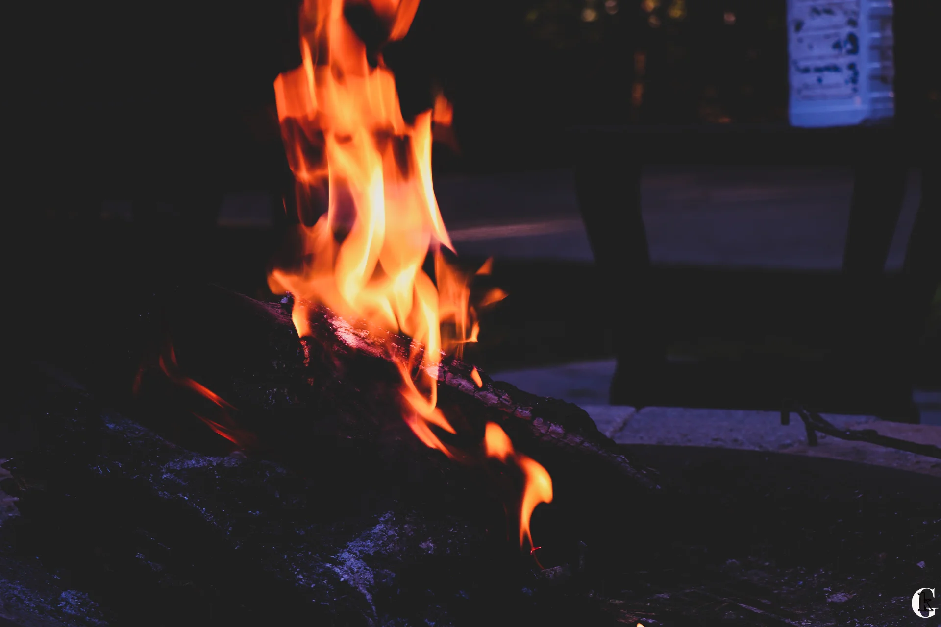 7527036384_IMG_1238-with logo.jpg