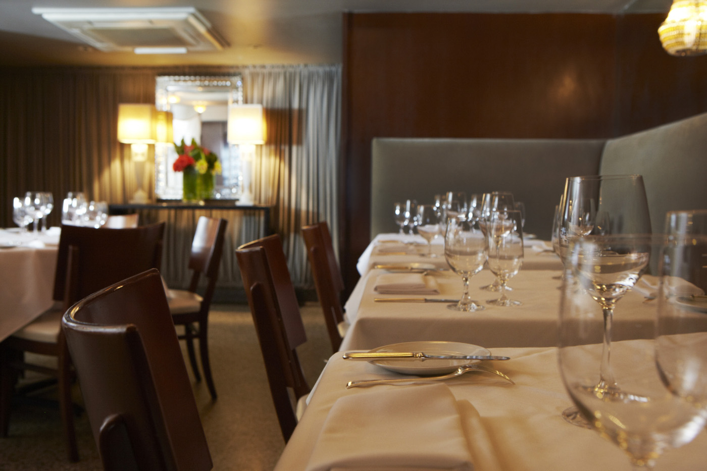 DiningRoom1.Susie Cushner.jpg