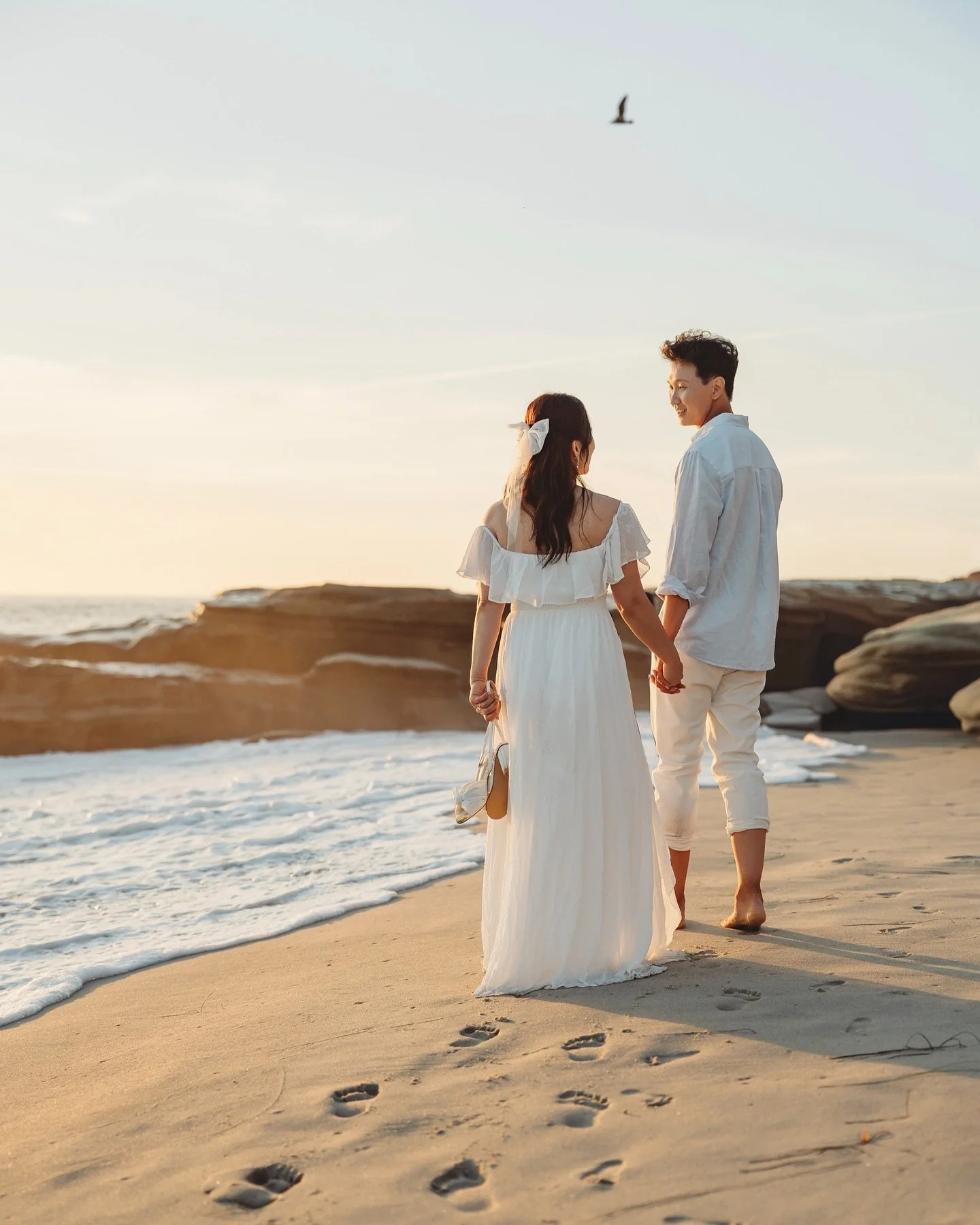 J + P drove all the way from OC for their engagement session and San Diego greeted them with the dreamiest sunset 🌅
Less than 2 weeks until they say I do! 🤍🎉
.
 #kristinadaviniphotography #sandiegophotographer #sdphotographer #sandiegocouplesphoto