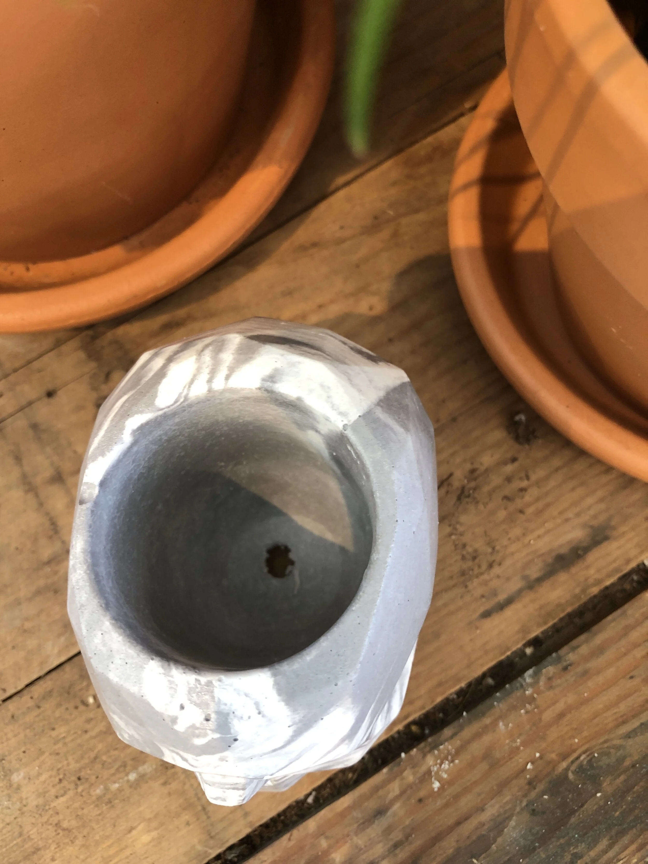 6CA3BC4C-723A-44C2-9B1E-2791077AE4AF