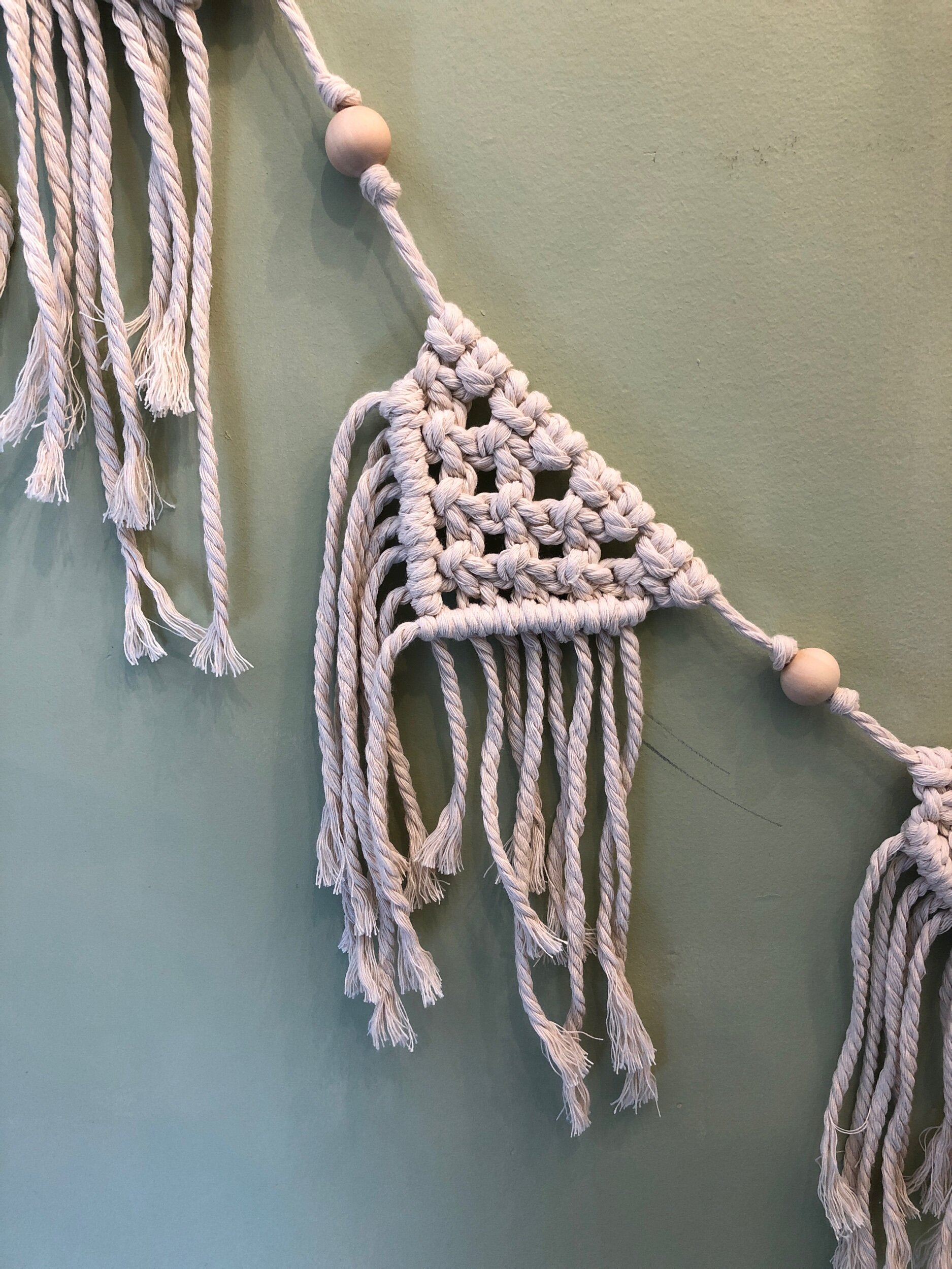 230B84C8-699A-403F-BEB4-48971F30DF8D