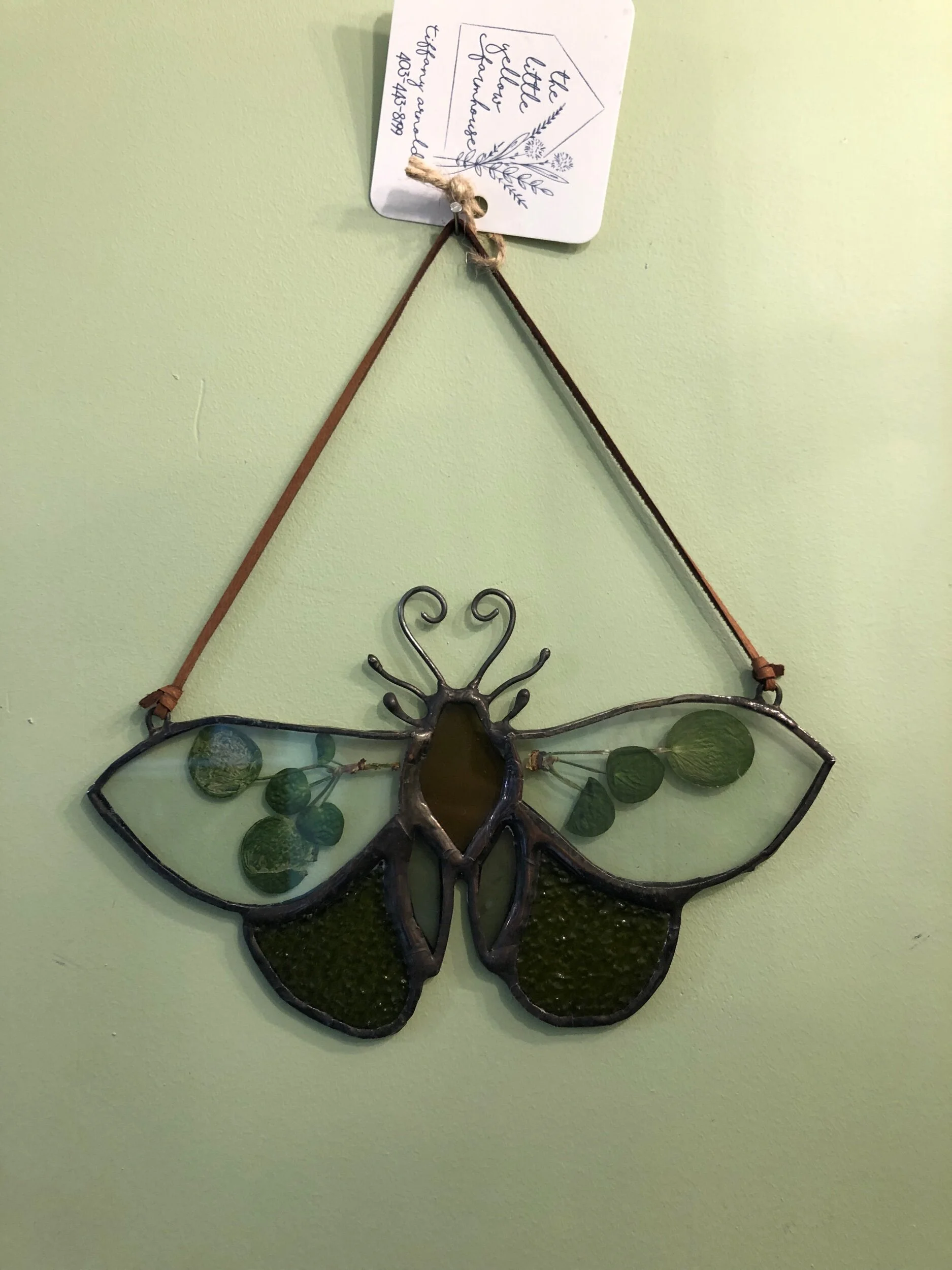 D6447D27-96E4-46AB-BA07-9E8324F4E4BC