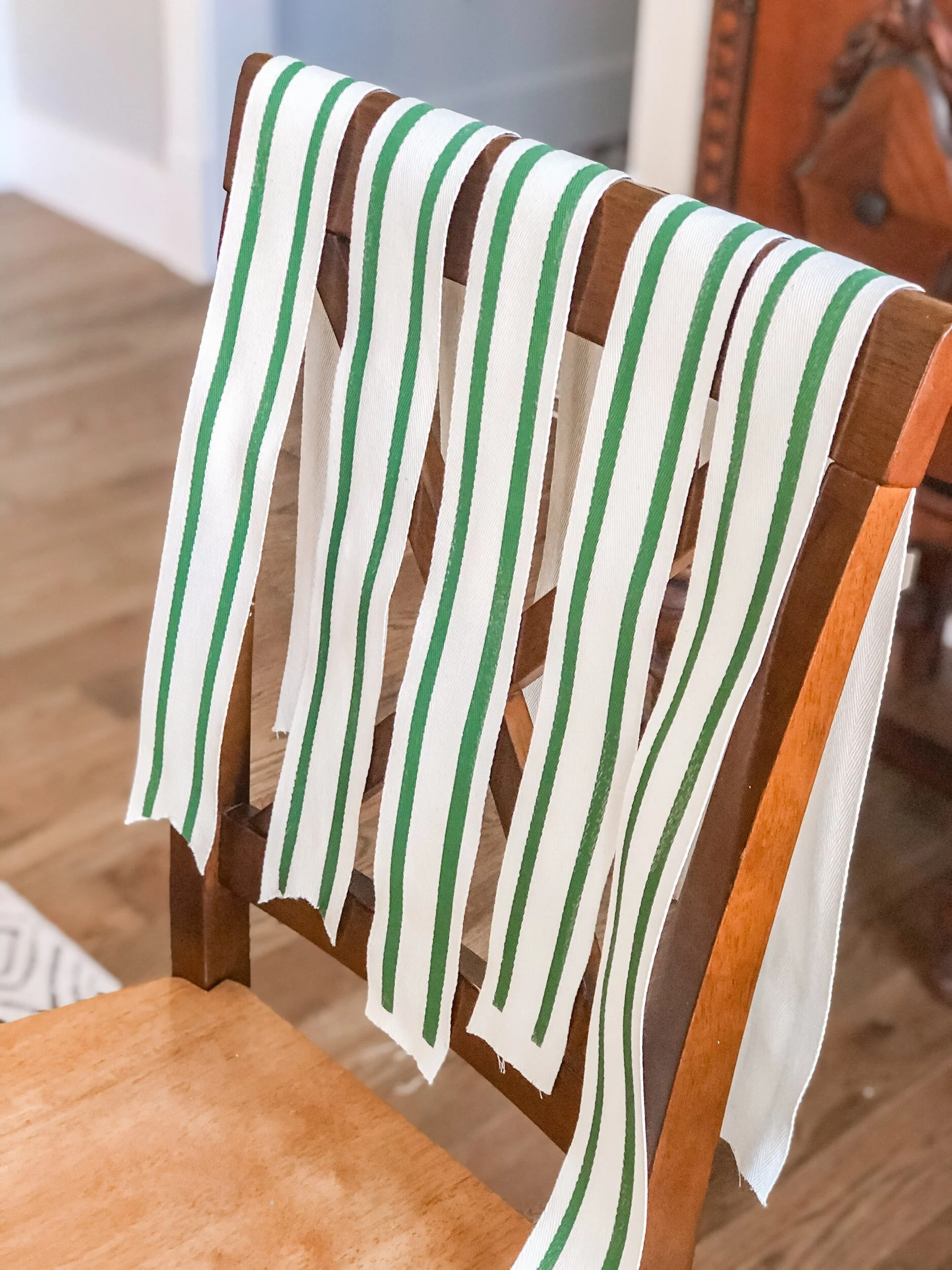 DIY Christmas Ribbon