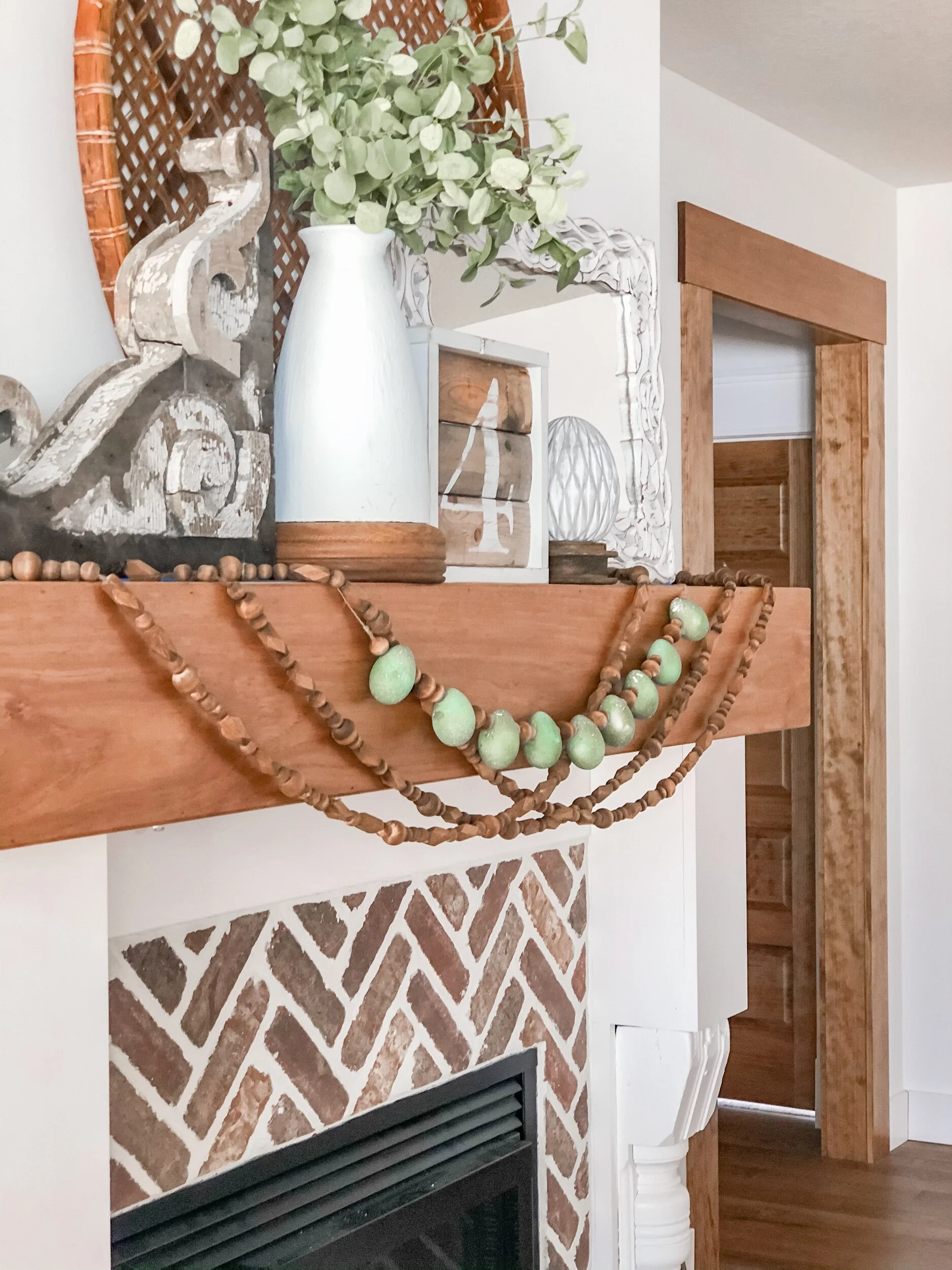 Easy DIY Easter Garland