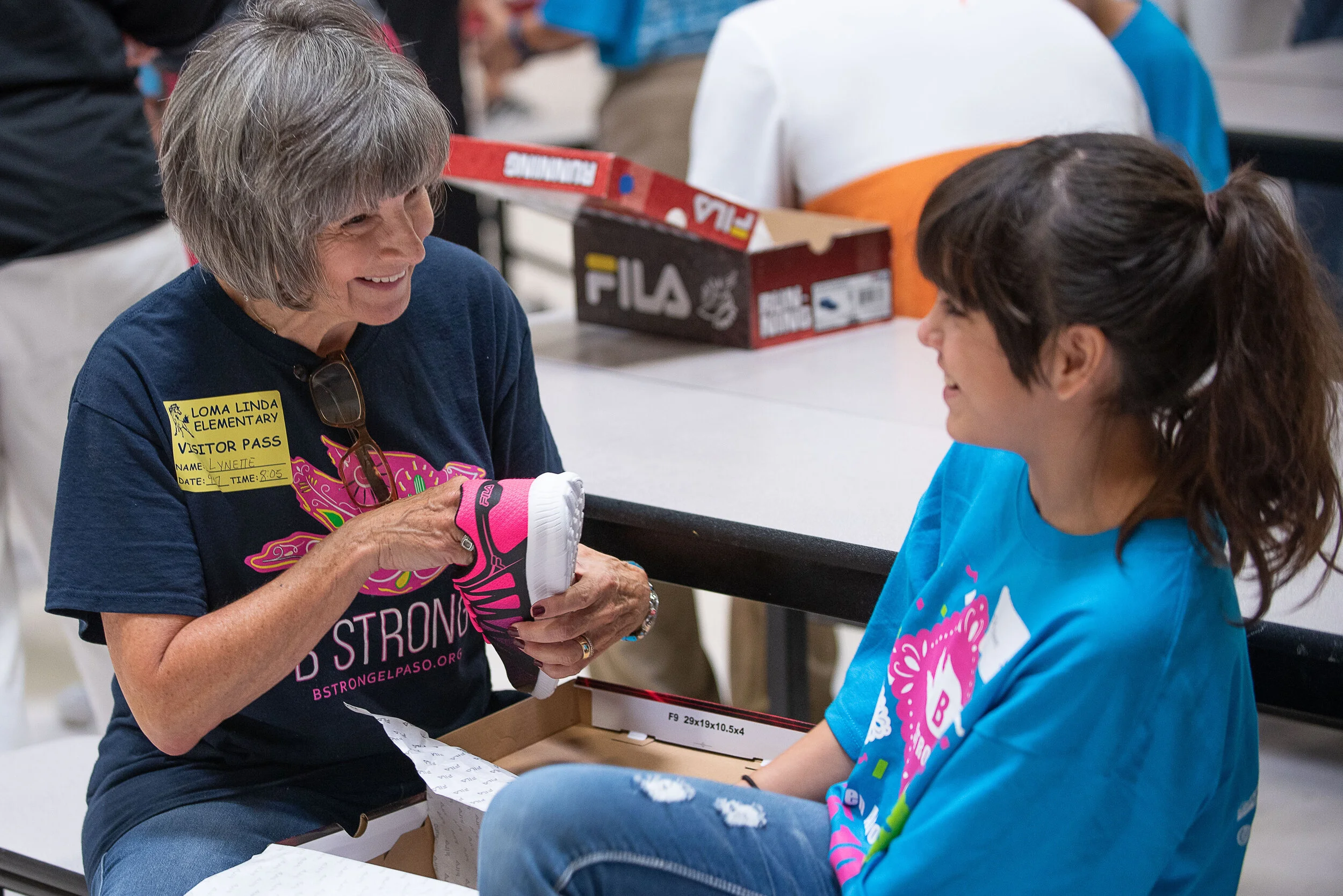 b strong shoe 19-5553.JPG