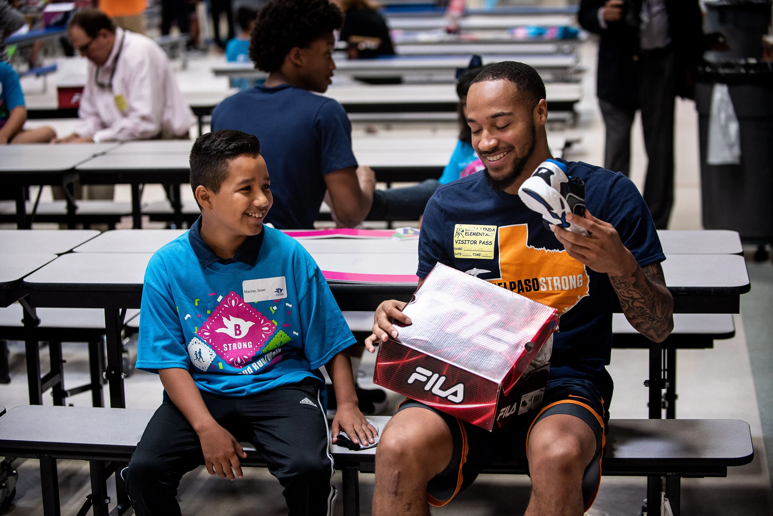 b strong shoe 19-5587.JPG