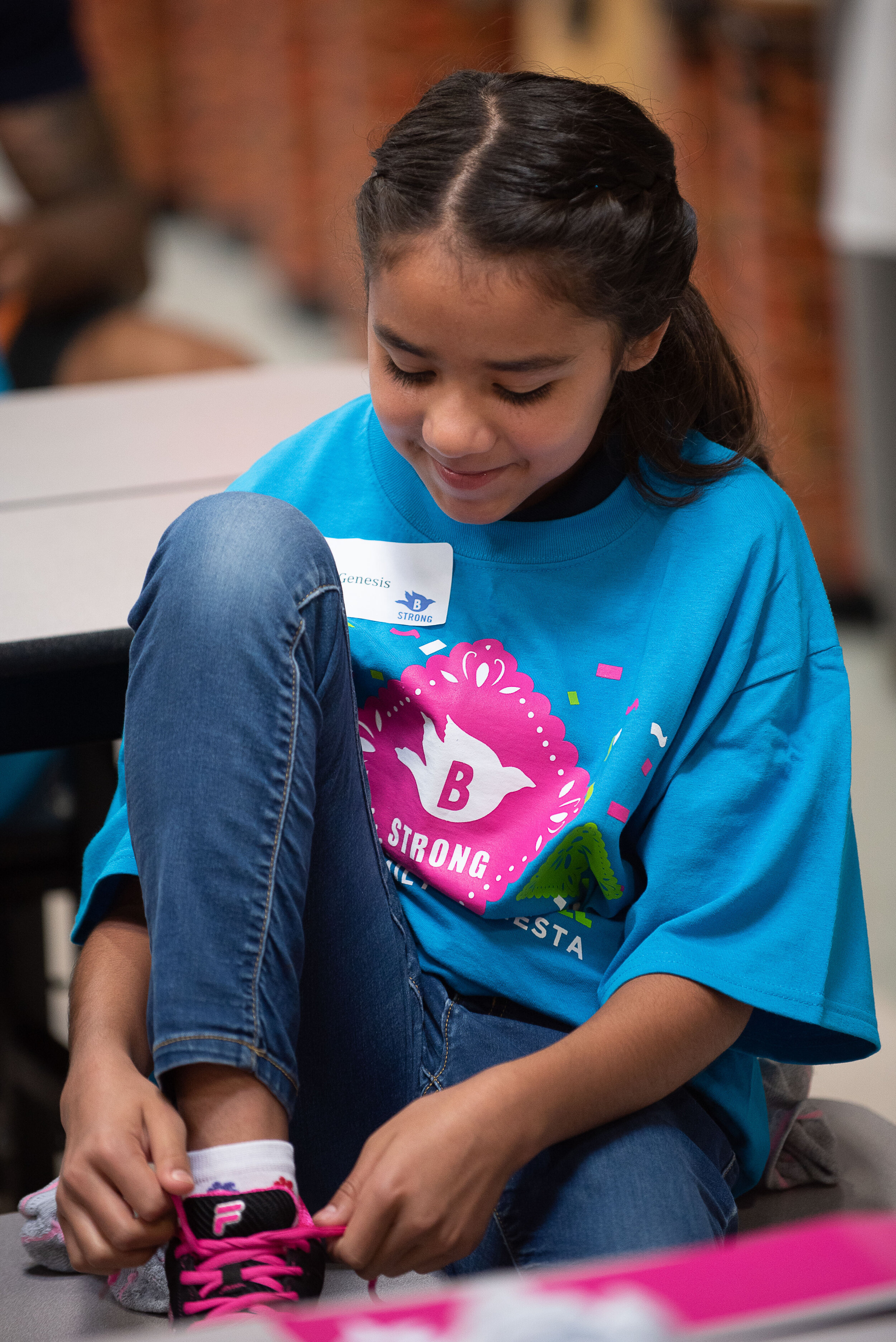 b strong shoe 19-5625.JPG