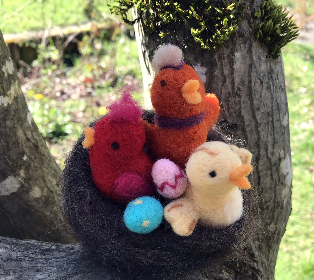 3 birds in tree 1000px copy.jpg