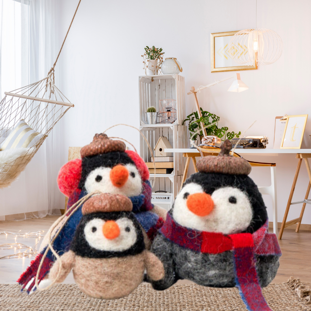 Felt Penguin Family - Set of 3 main image 1