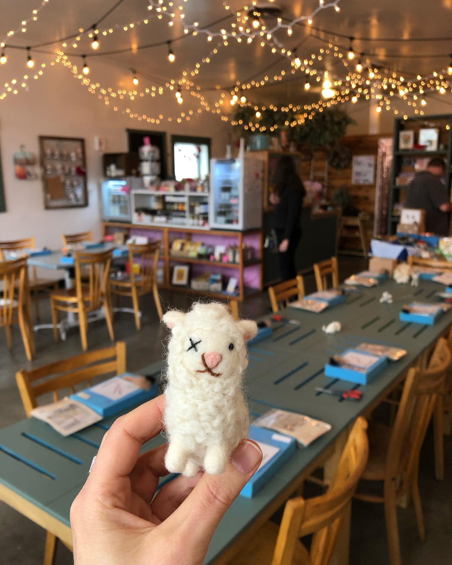 Lil sheep felting workshop! 🐑 The first class sold out liketey split so we added an afternoon time slot. Join us! This is a friendly project for beginners. 💟

Saturday, April 13th, 2-4:30pm
In person wkshp at @zuckercreme
Deets + sign up in ye olde