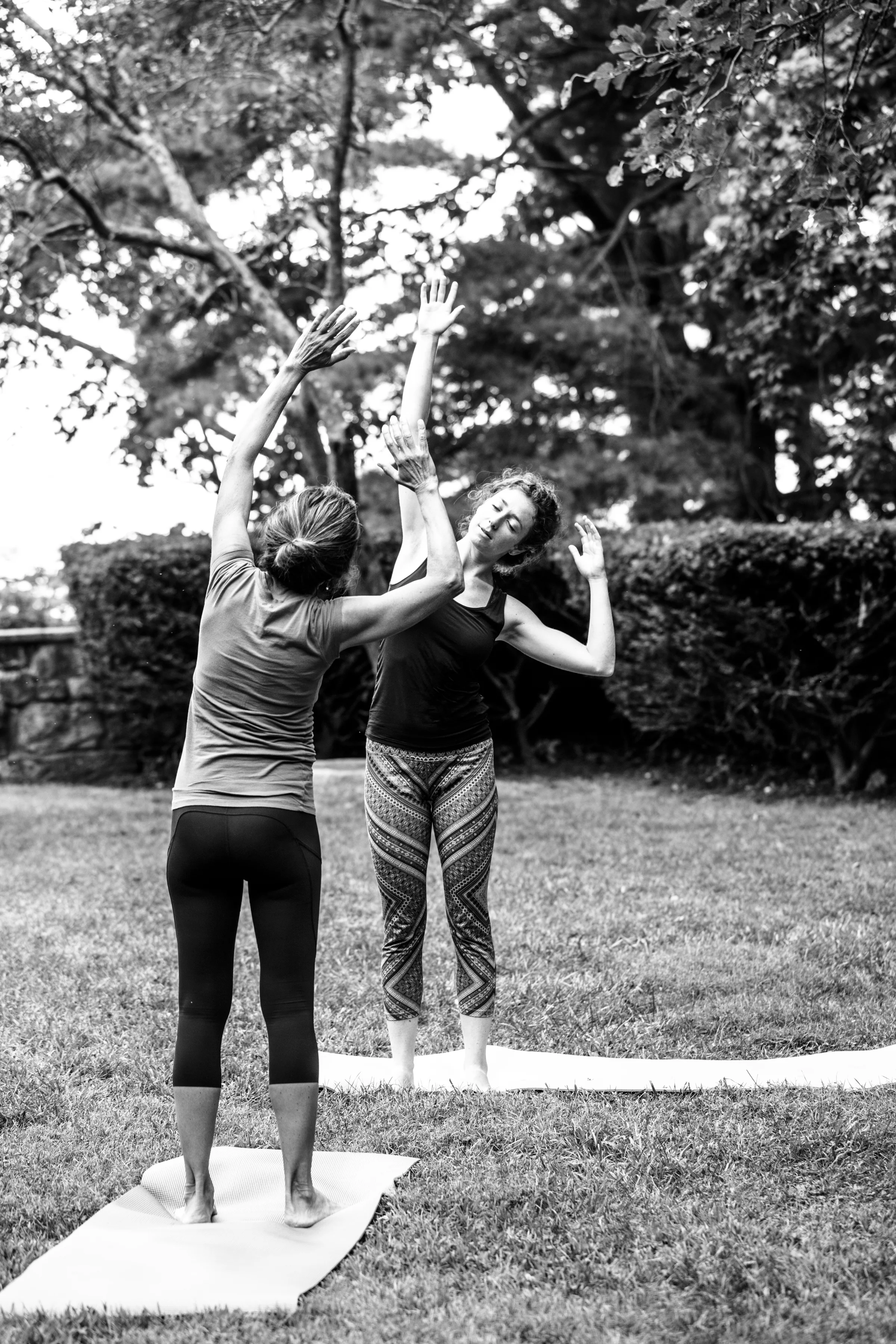 kshea_yoga-nicolaparisi_1041-Edit.jpg