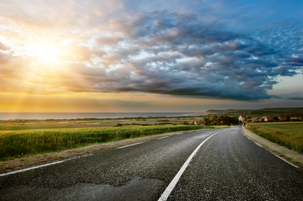 road-by-sea.png
