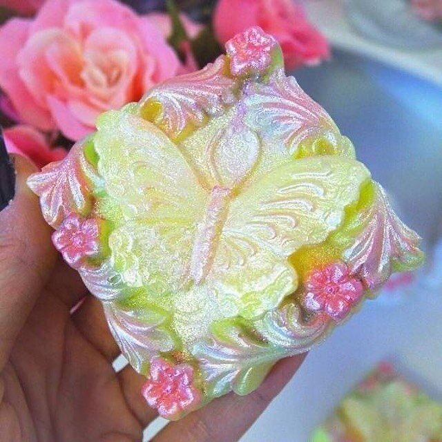 ࿔‧ ֶָ֢˚˖𐦍˖˚ֶָ֢ ‧࿔ My popular hand painted &ldquo;Queen Titania&rdquo; Butterfly Garden Soap in my shop! *ੈ𑁍༘⋆ ⋆.˚🦋༘⋆She smells like flower nectar and honey&hellip;.so magical and divine you&rsquo;ll think you&rsquo;ve been swept up by fairies to a