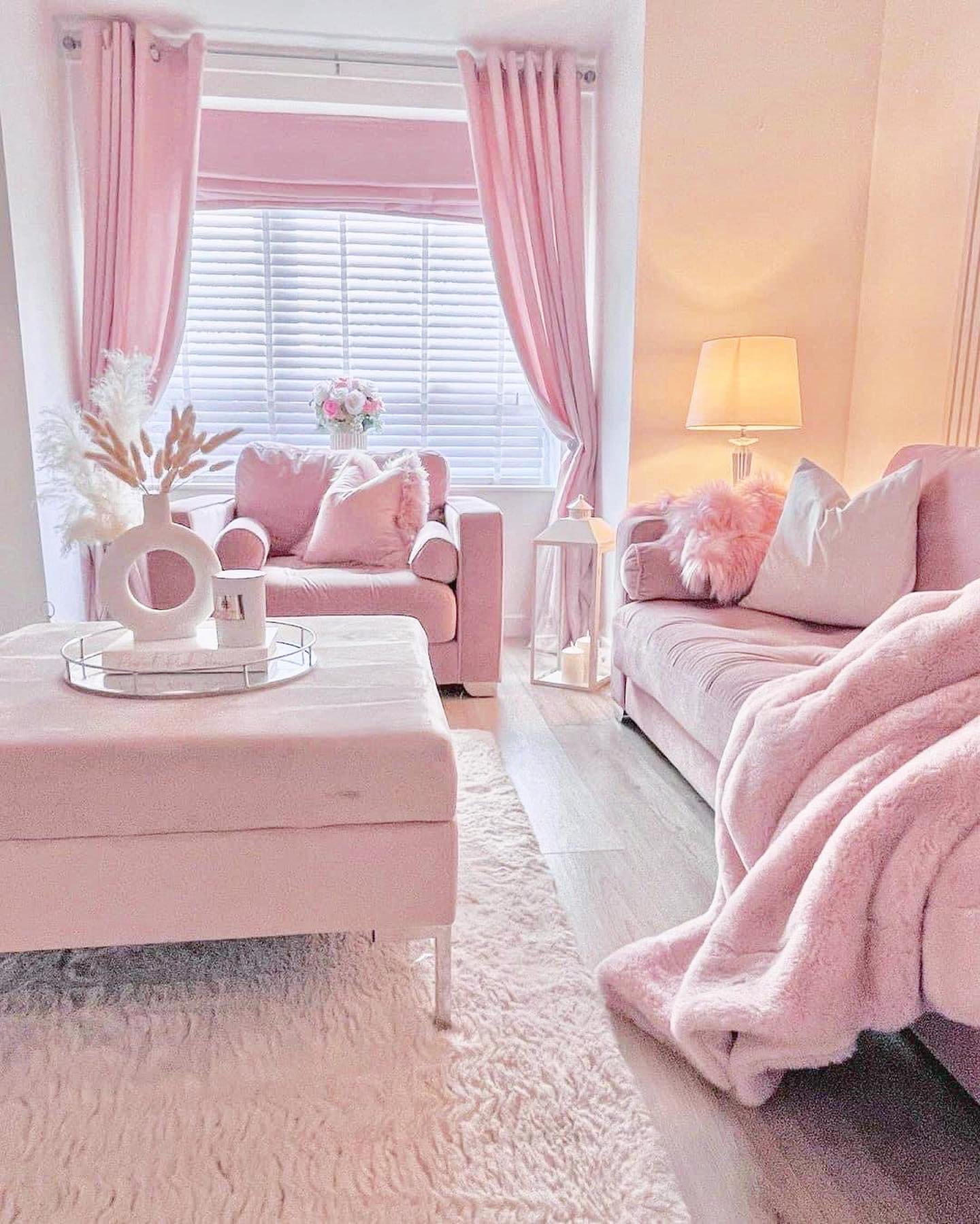 Dream home pink vibes! ₊✩‧₊˚౨ৎ˚₊✩‧₊ How pretty are these pics! I love all the PINK, don&rsquo;t you? 💕 

I just got an Amazon shop and I&rsquo;m going to be adding all the PINK and GIRLY finds I love!! You can check it out right now but check back a