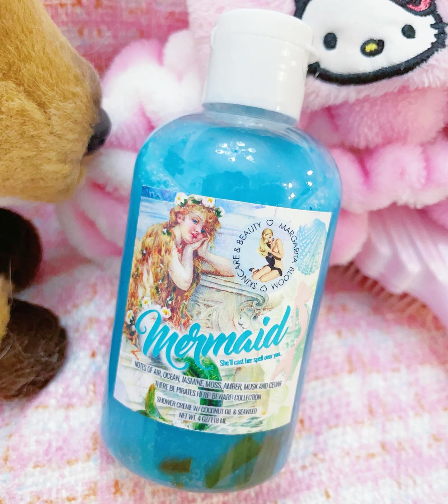 Mermaid Shower Creme in my shop! 💙🌊🐬 It smells like the sea and all that sparkles and shimmers mermaids! Place an order this weekend and you&rsquo;ll get a FREE gardenia scented Cupid soap in your order too. No code required! 🩷🌸🌷
.
#margaritabl