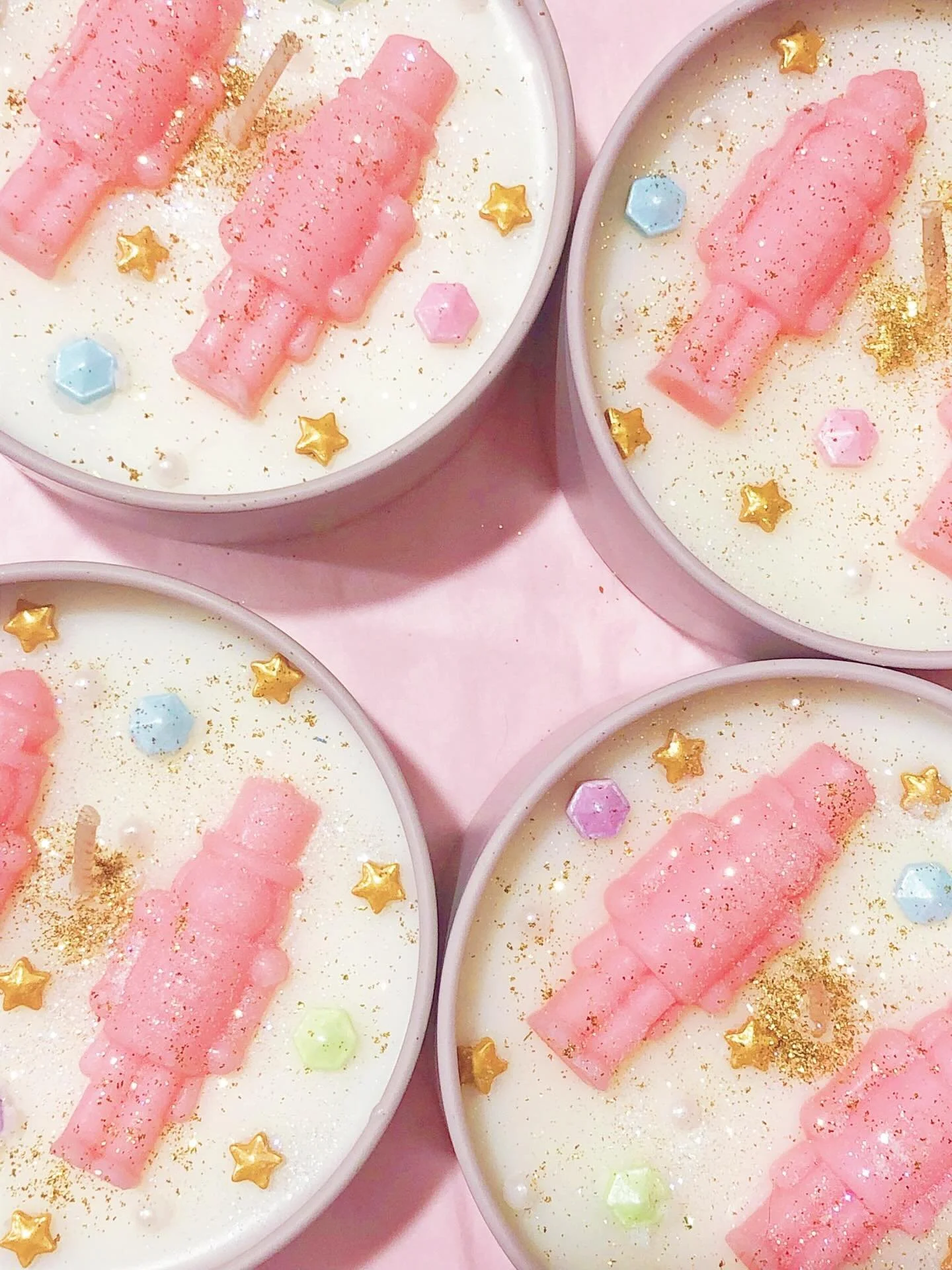 💕🎀🩰 My Nutcracker Prince Candle in my shop smells like roasted chestnuts! 🩰🩷🎀
.
https://www.margarita-bloom.com/home/nutcracracker-soy-candle
.
#margaritabloom #nutcrackerprince #ballerina #ballet #candle #candlemakersofinstagram #candleoftheda