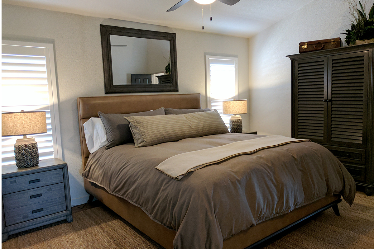 4811 Master Bedroom.jpg