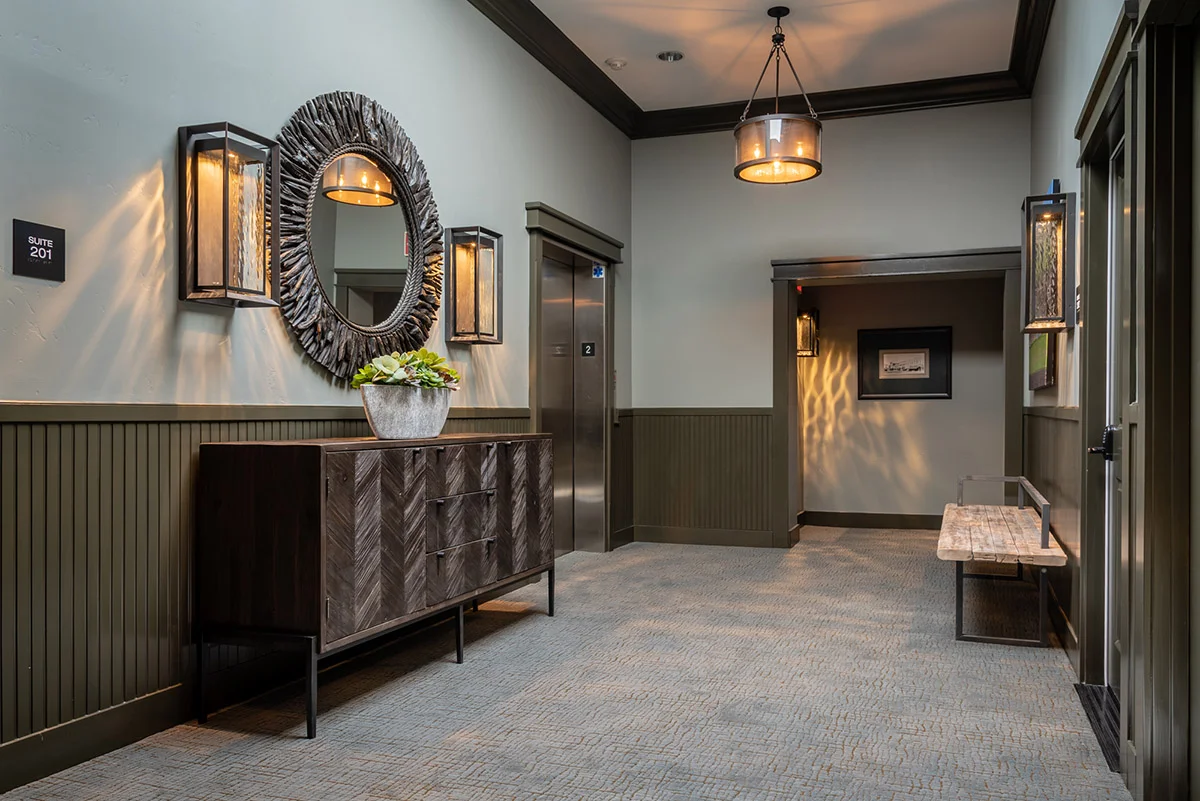 Park Suites_1b.jpg