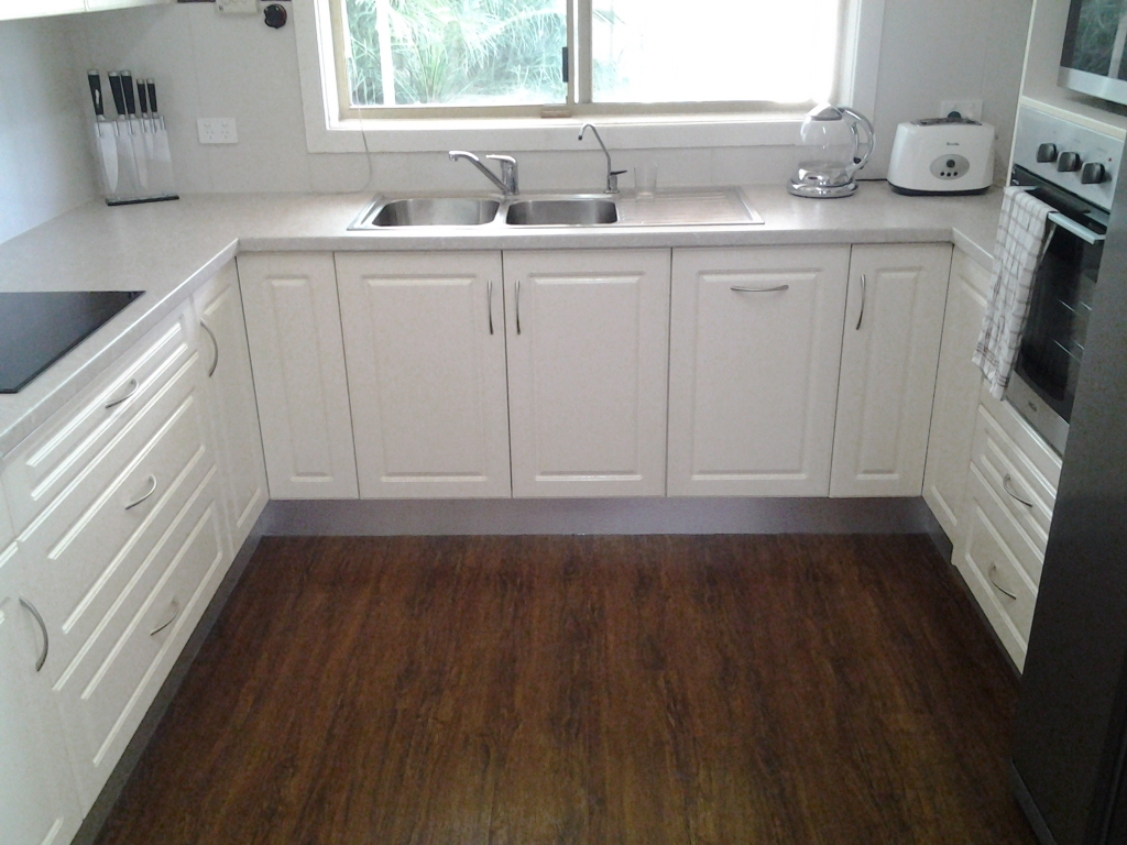 Kitchen3.jpg