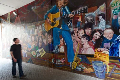 13861_Wall Murals at Commercial Court.jpg