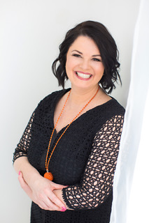 Ioanna Serpanos - Psychic & Medium