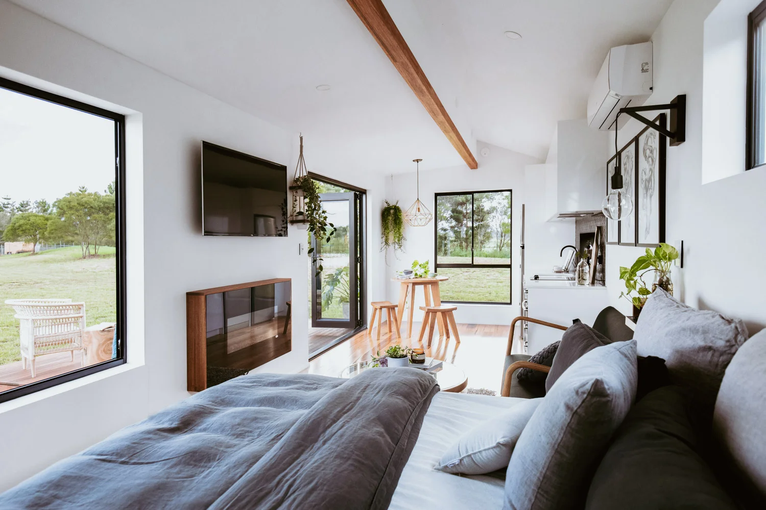 TinyAbodes_Tiny_House_WholeHouse_2-6.jpg