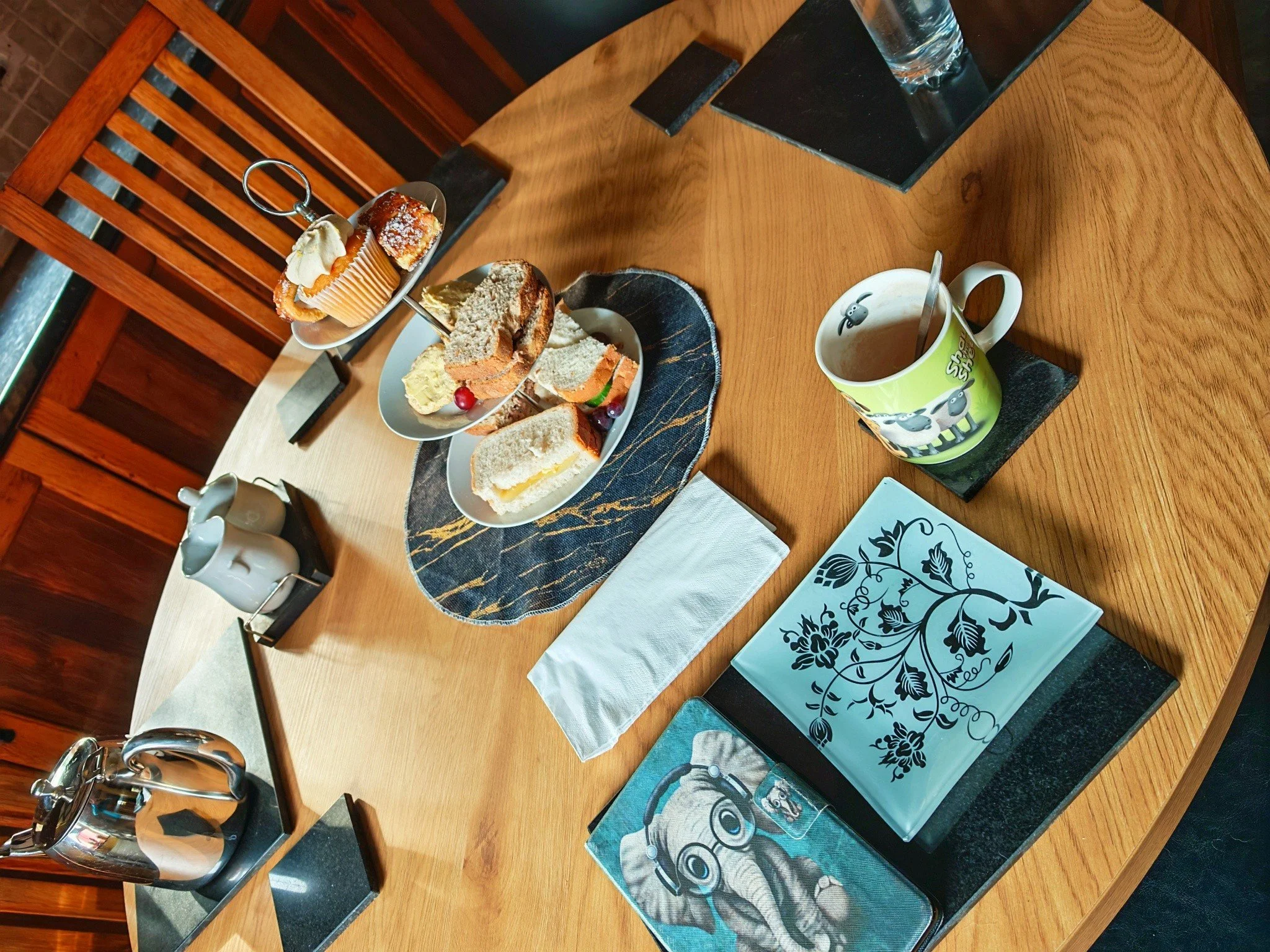 A late afternoon tea.

#NationalTeaDay