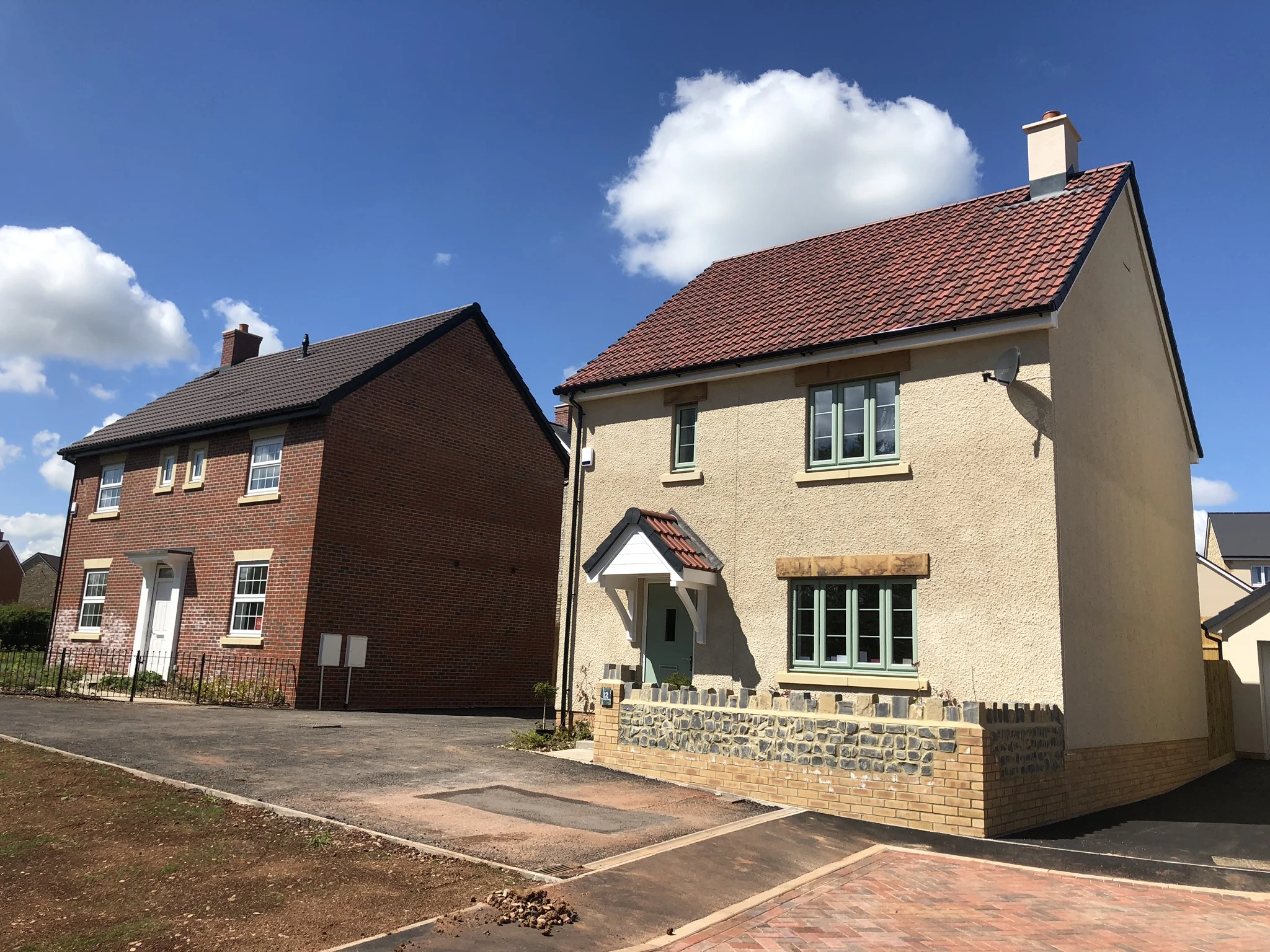 SUMMERFIELD HOMES LATEST SCHEMES — Angus Meek Architects