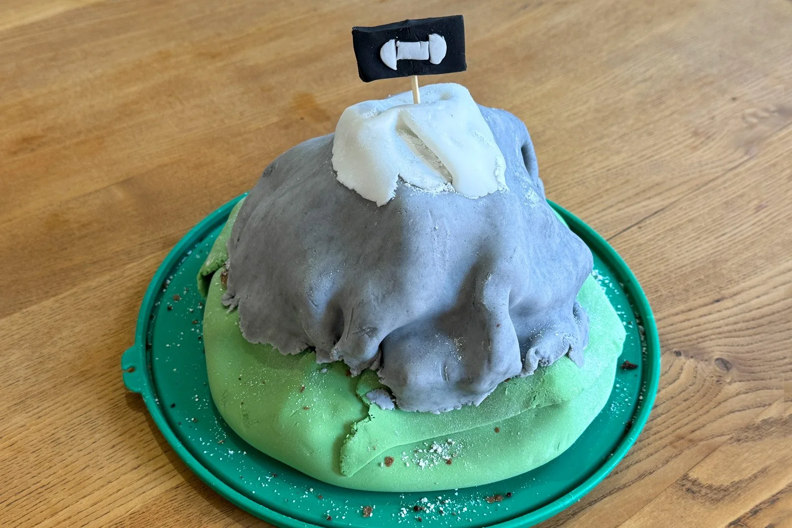 CAKE 06 - DAN