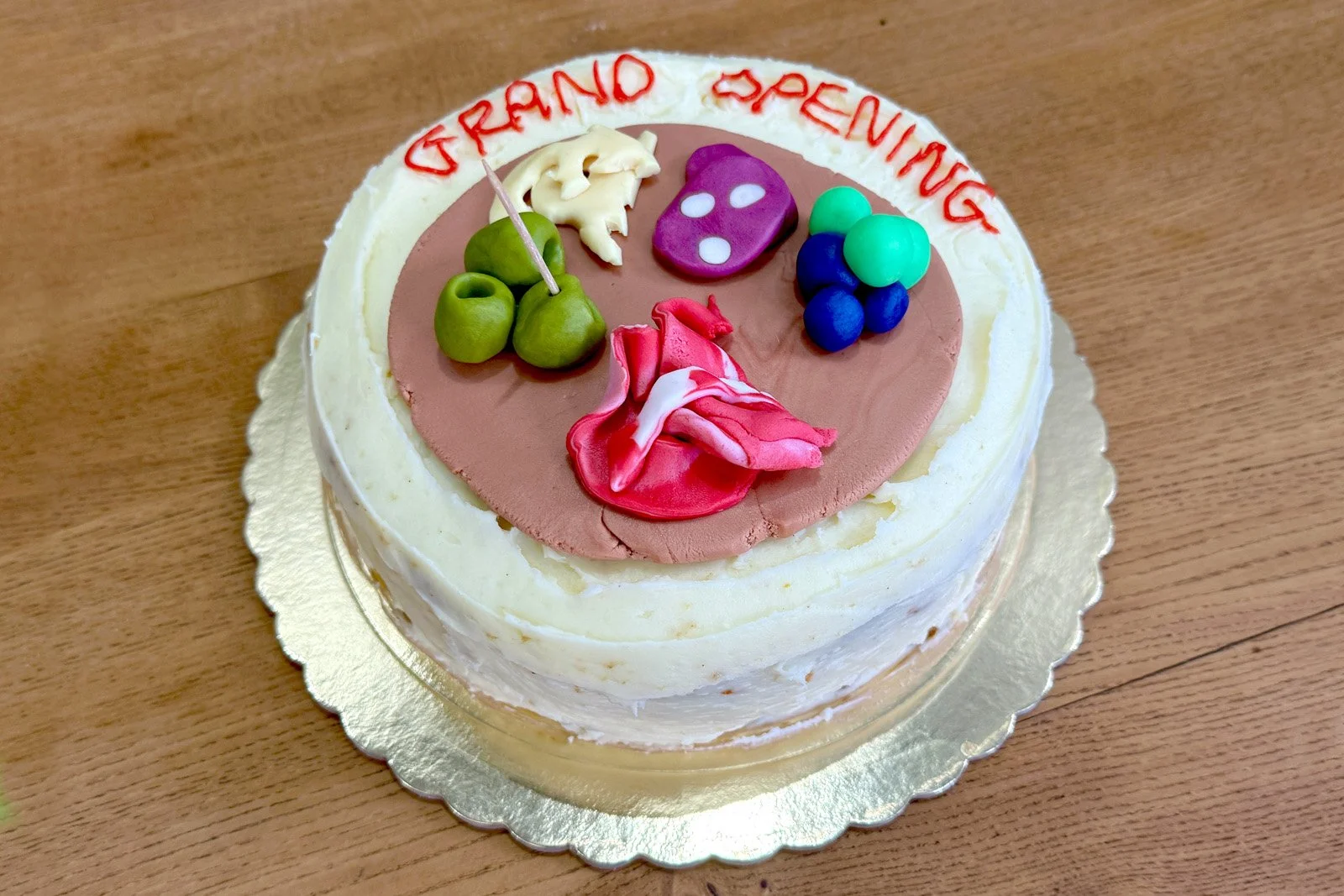 CAKE 09 - TOM