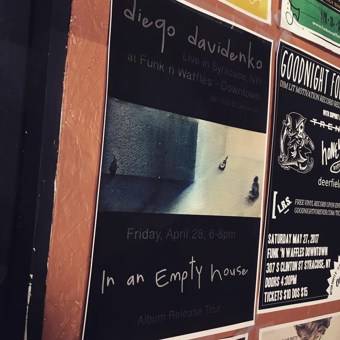 hey it's me!  playing here at @funknwaffles !
.
come down now!
.
#inanemptyhouse #singersongwriter #singersongwritering #diegoontour #indiefolk #indiemusic #musicianlife #folkmusic #folksinger #diegoinsyracuse #funknwaffles