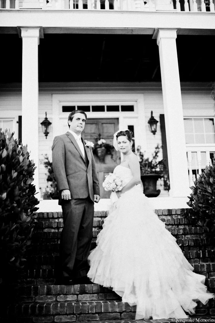 the-watson-house-vintage-emerald-isle-nc-wedding-11-min.jpg