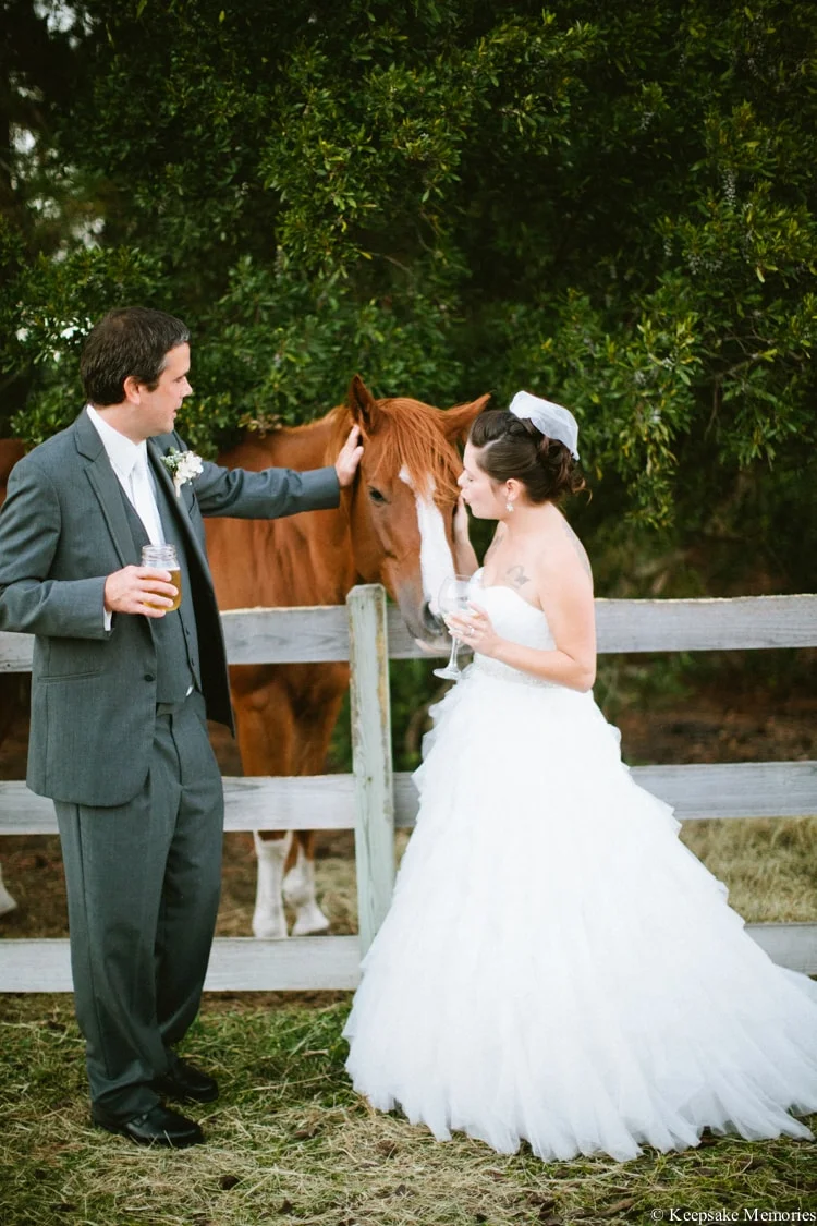 the-watson-house-vintage-emerald-isle-nc-wedding-14-min.jpg