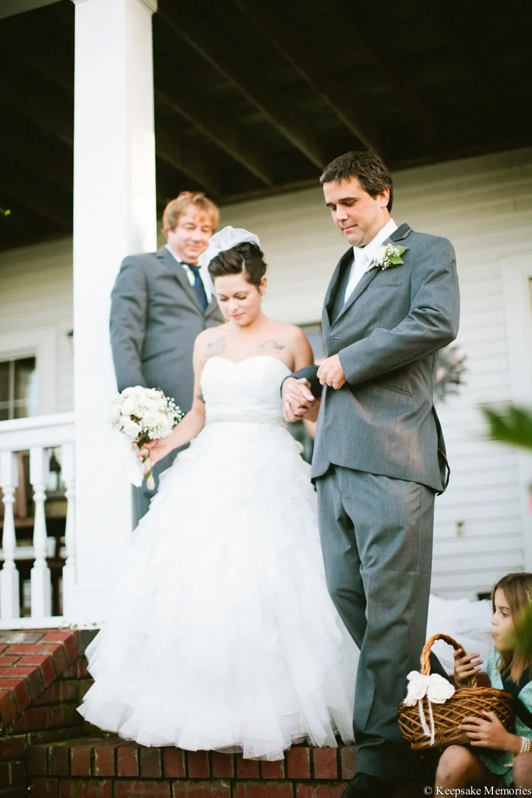 the-watson-house-vintage-emerald-isle-nc-wedding-20-min.jpg