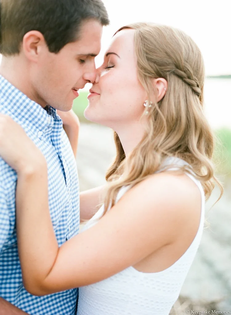 figure-eight-island-north-carolina-engagements-9-min.jpg