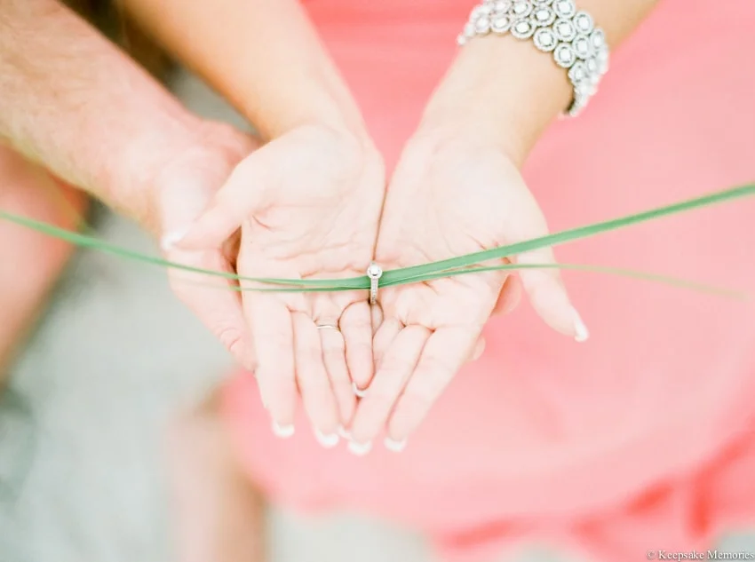 bogue-inlet-pier-emerald-isle-engagement-photos-16-min.jpg