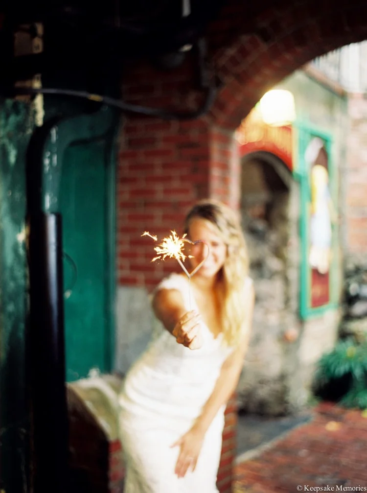 rainy-wilmington-nc-bridal-portrait-photographers-16-min.jpg