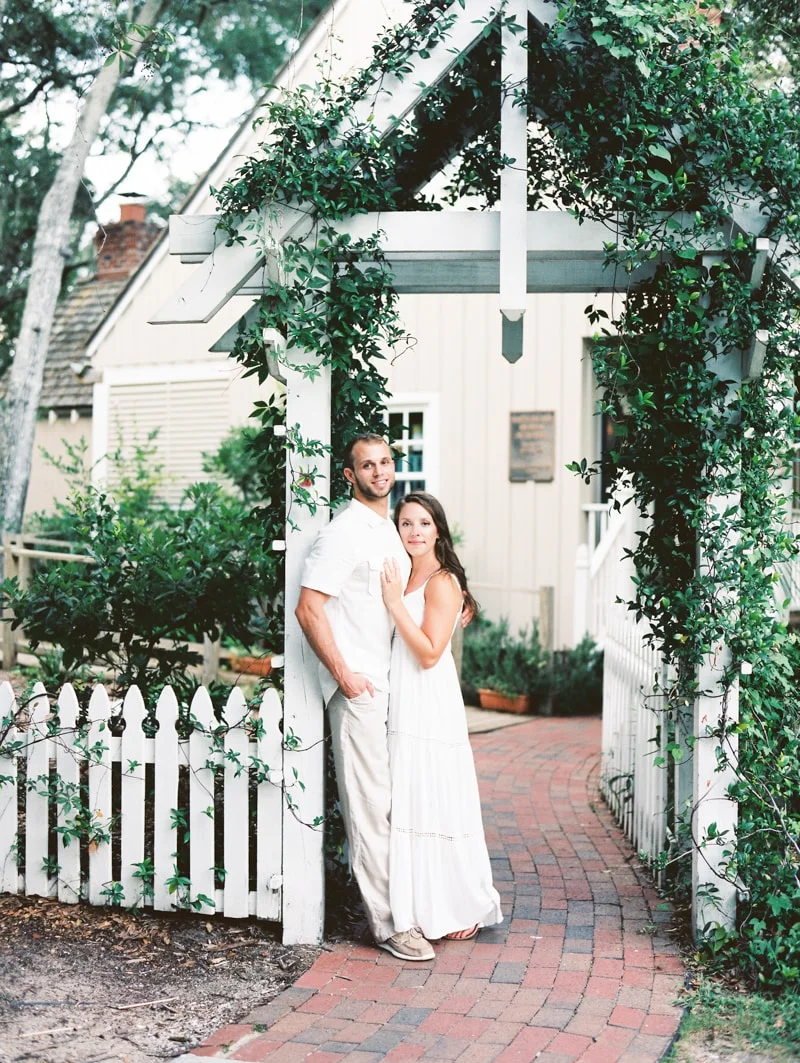bald-head-island-nc-engagement-photographers-20-min.jpg