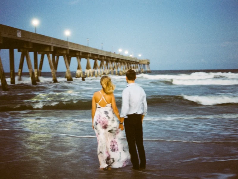 wrighstville-beach-nc-engagement-photography-min.jpg