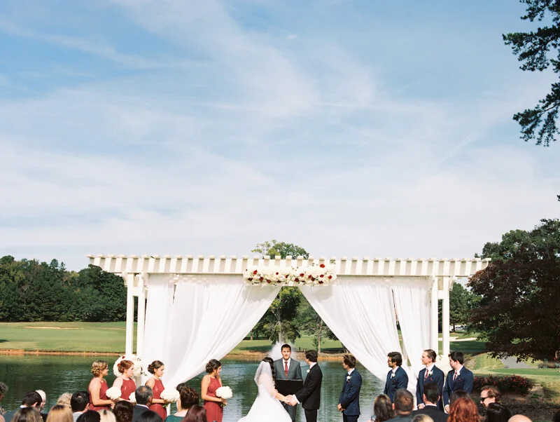 the-view-at-emerald-lake-nc-wedding-photos-5.jpg