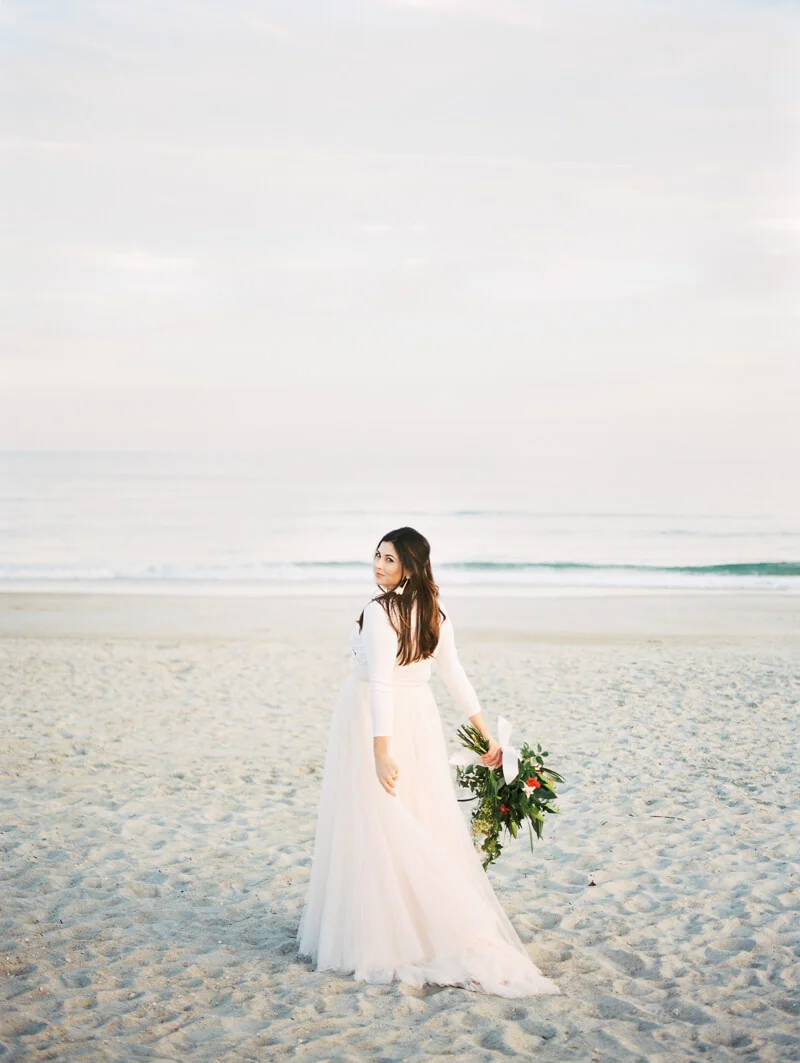 styled-engagement-shoot-wilmington-nc-3.jpg