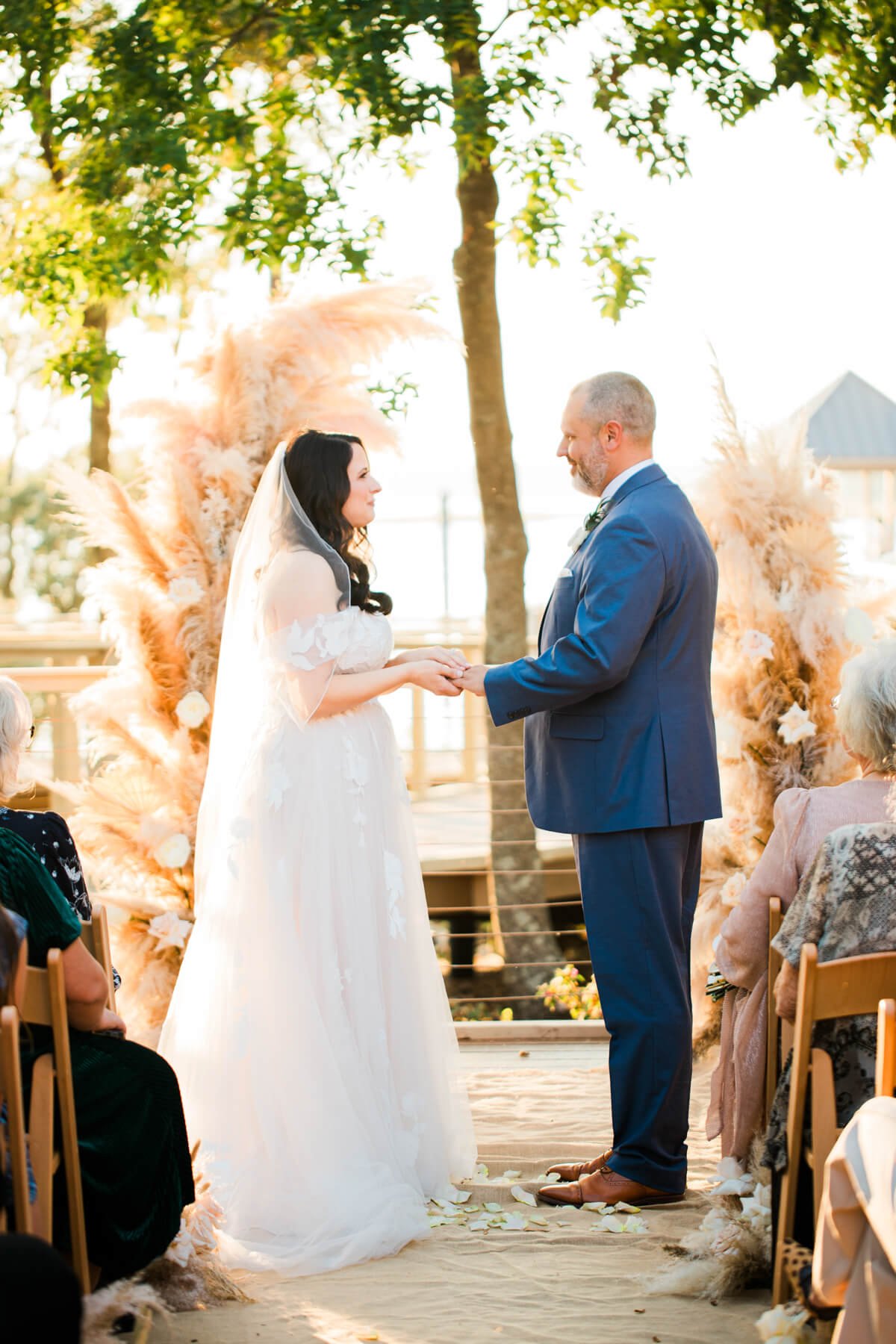 smoke-on-the-water-wilmington-nc-wedding-13.jpg