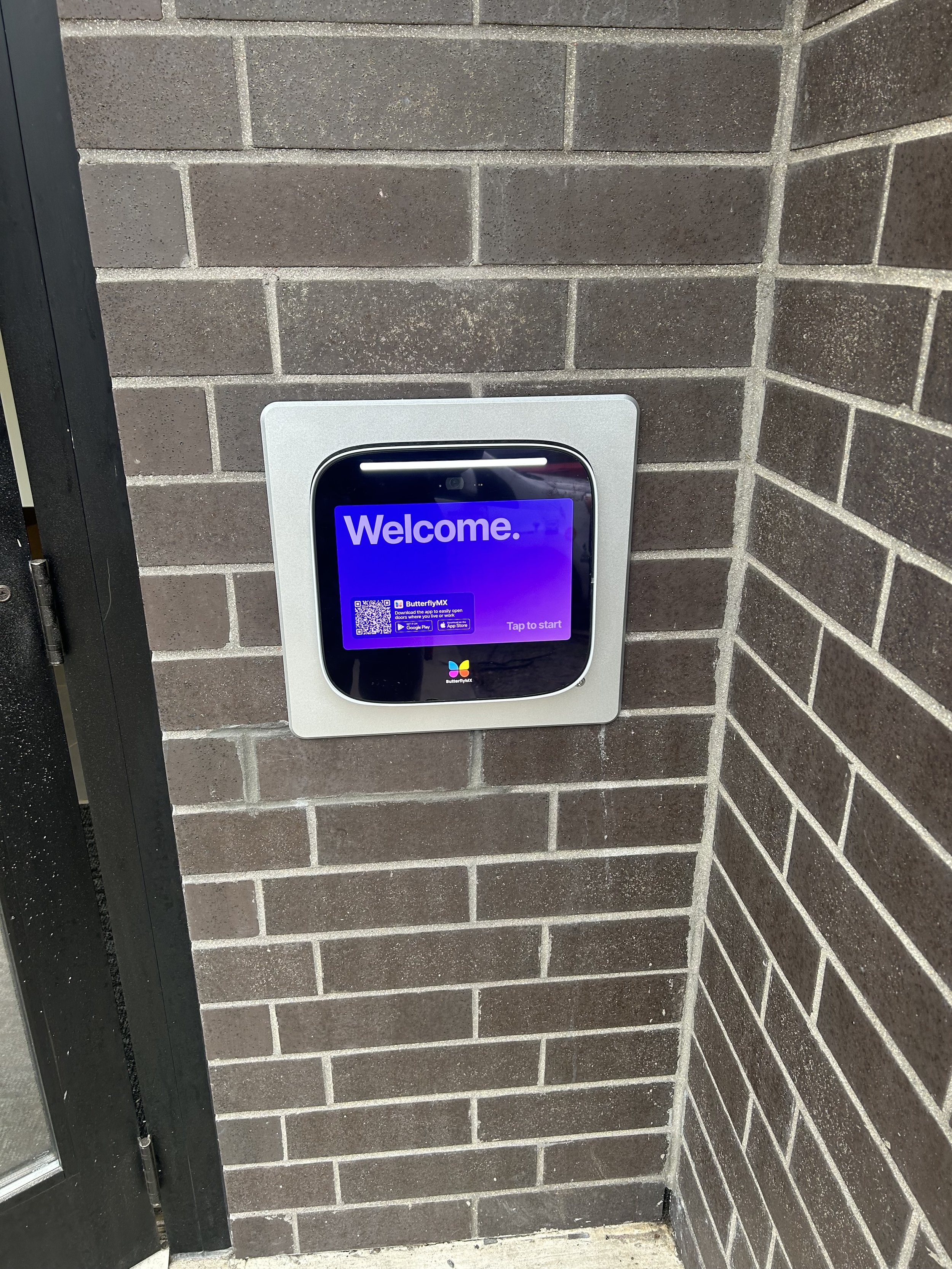 Commercial Security Solutions Every Chicago Business Owner Should Know