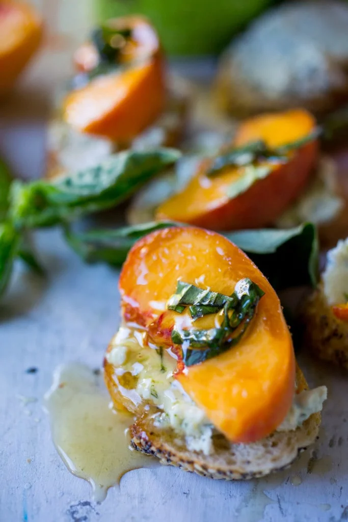 peach-bruschetta-207-683x1024.jpg