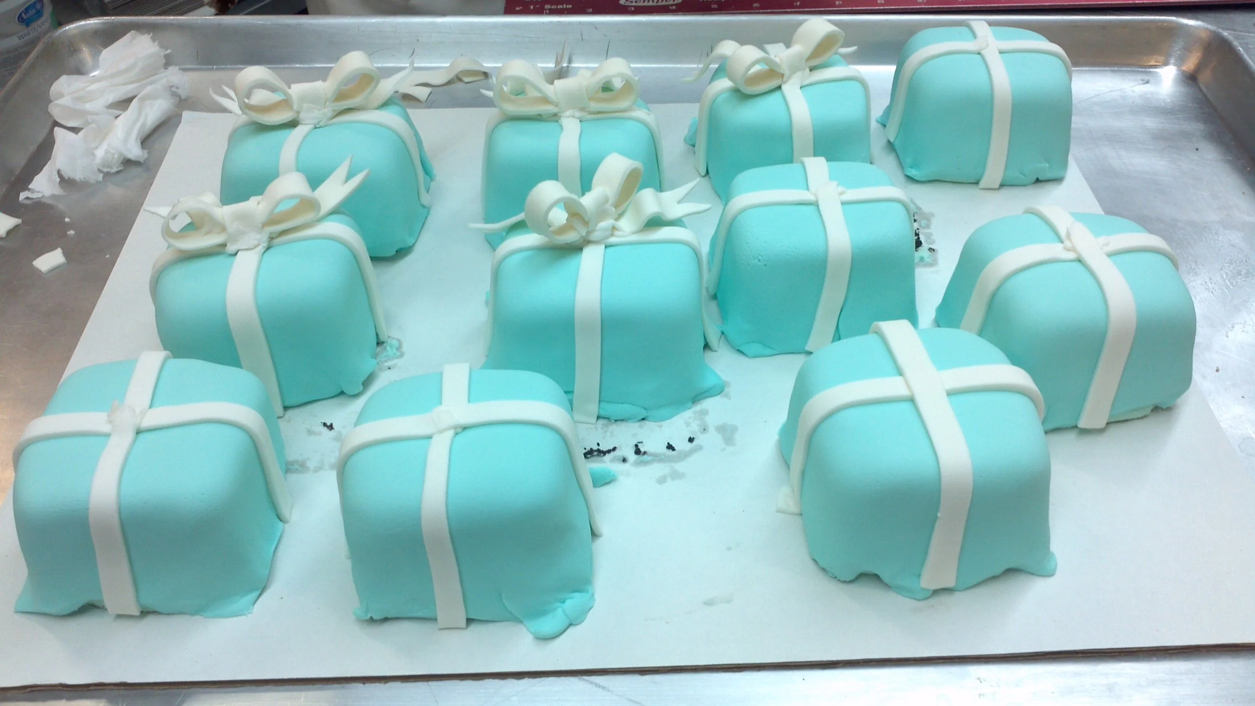 Tiffany Cakes: Great things come in small packages!