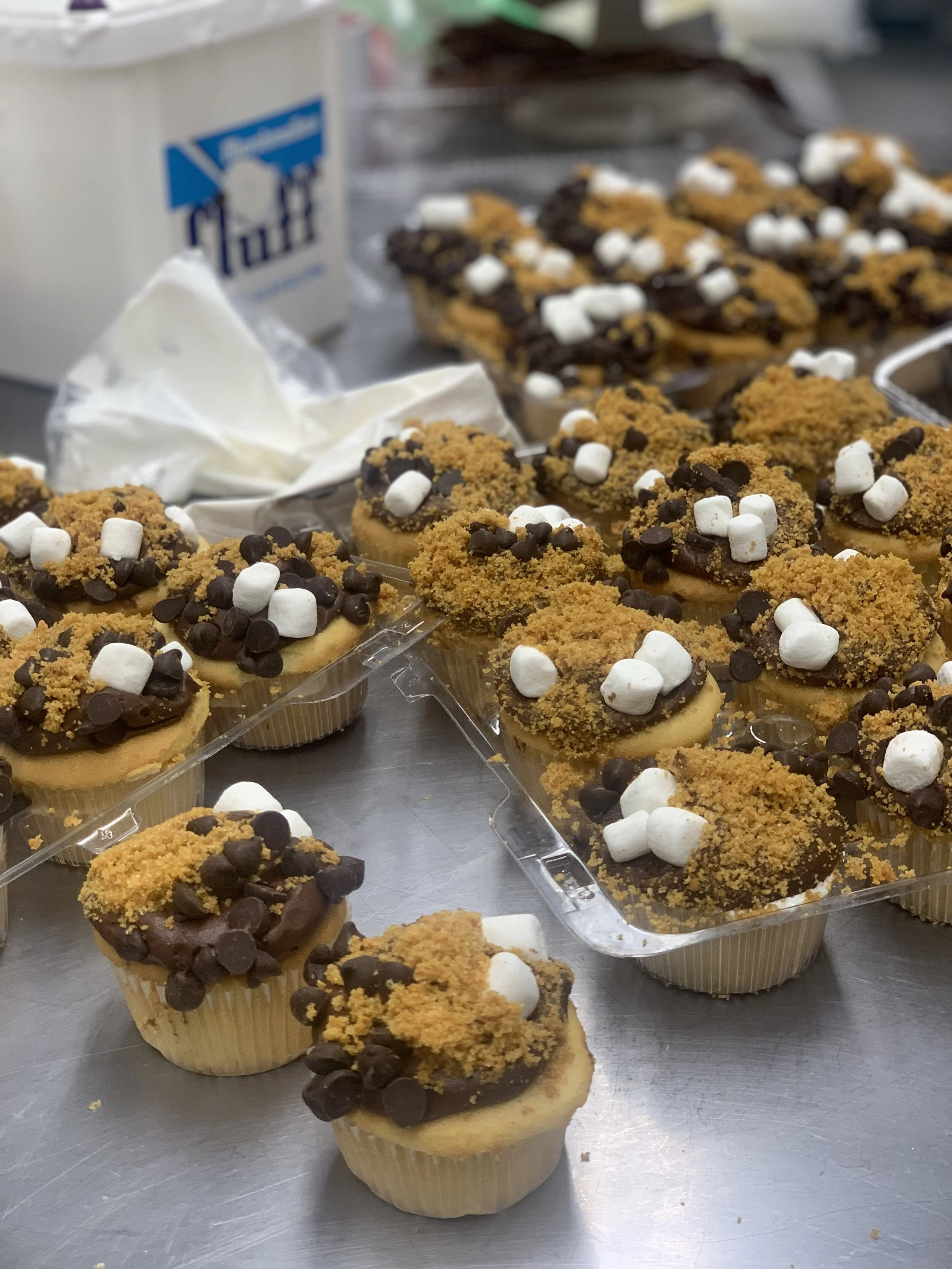 A Tale of Two S'mores — Sweet Maria's Cakes, Cookies, Cupcakes